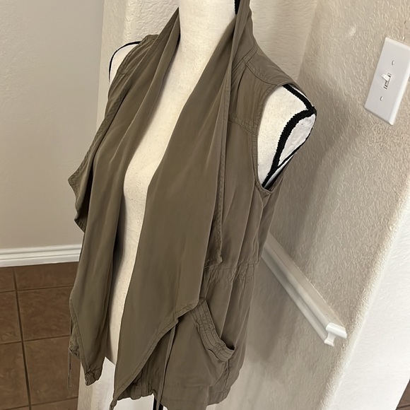 Altar’d State olive cascading vest drawstring waist Small - Picture 7 of 17